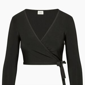 Aritzia Brown Wilfred wrap shirt